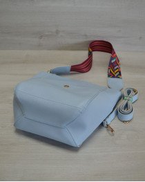Жіноча сумка 23207 блакитна з яскравим ременем