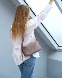 Замшева жіноча сумка «Feit» капучино